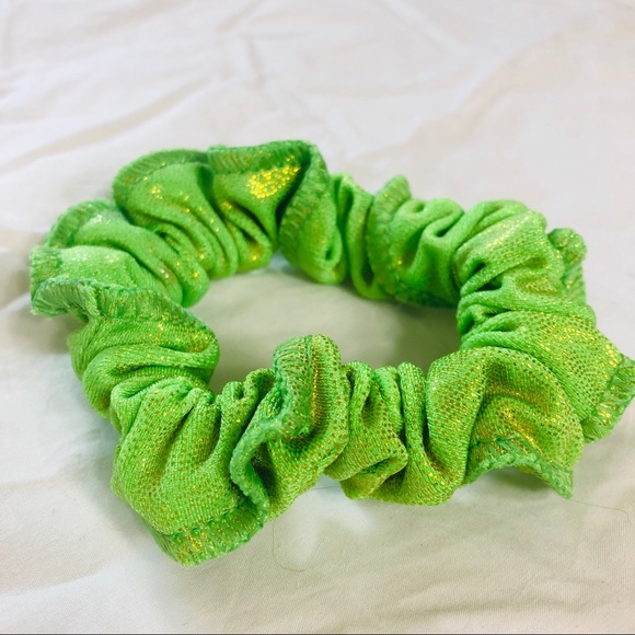 Accessories - VSCO Scrunchy or Gymnastics💚 Accessories - VSCO Scrunchy or Gymnastics💚